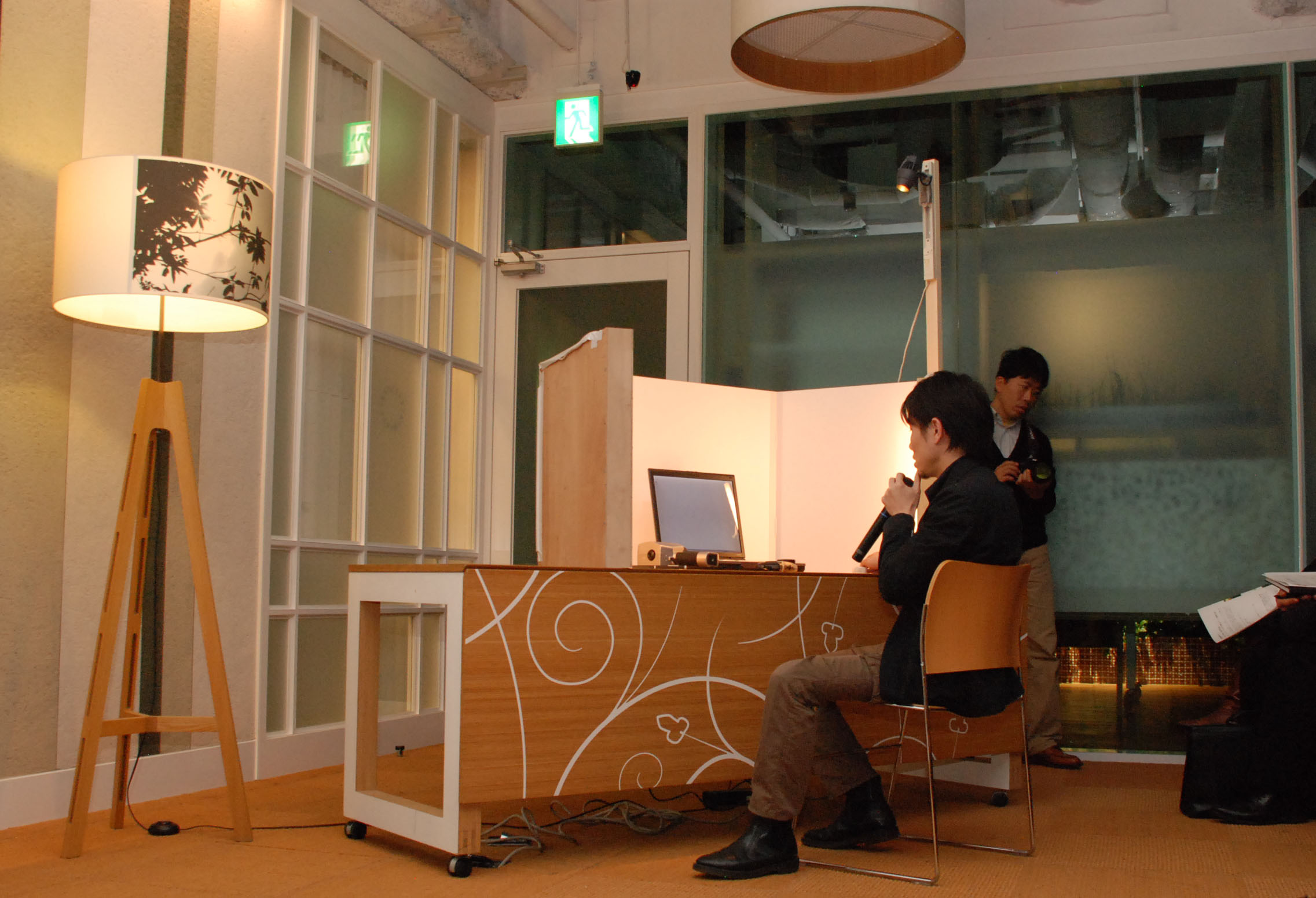 Enjoy Green Lighting／②オフィス/エコ・アイデアに満ちたオフィス照明の未来