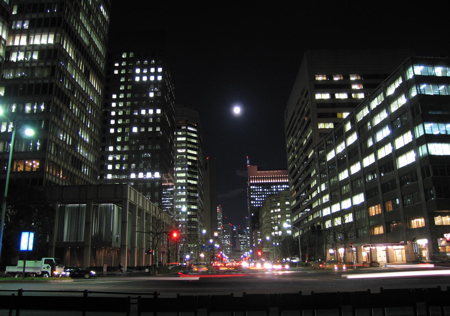 Imperial Palace: The Last Refuge of Darkness in Tokyo