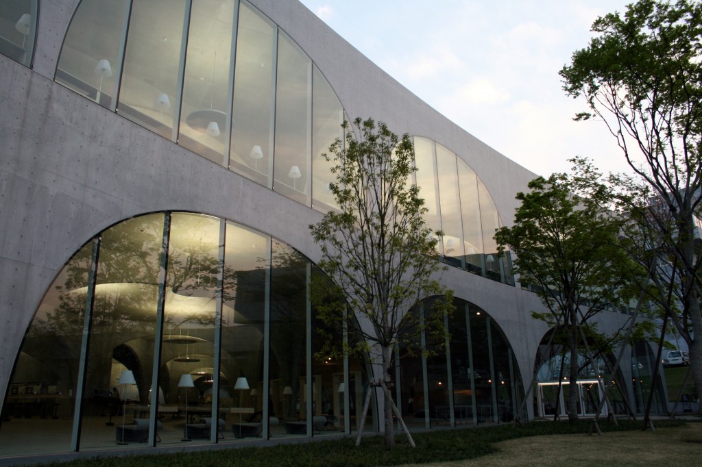 Tama Art University Library and Hachioji Campus Lighting