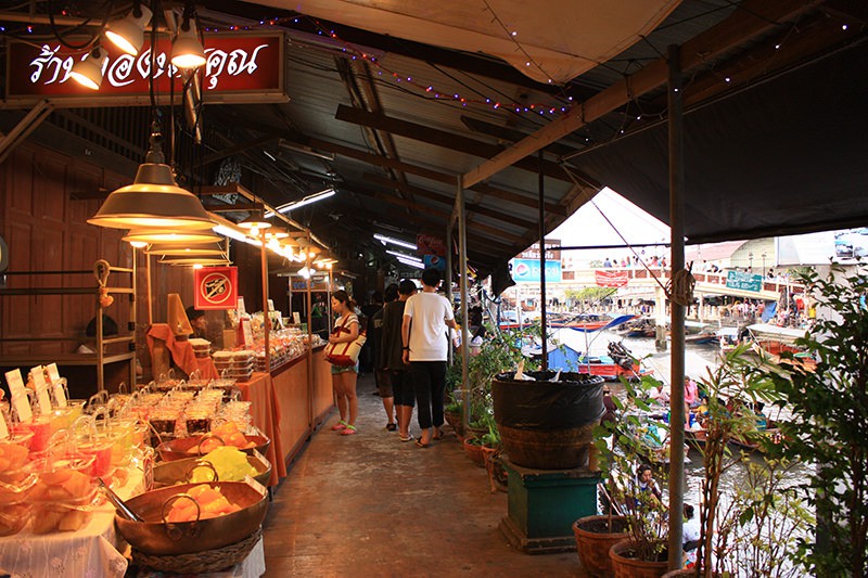 The market along the river  Thailand Bankok